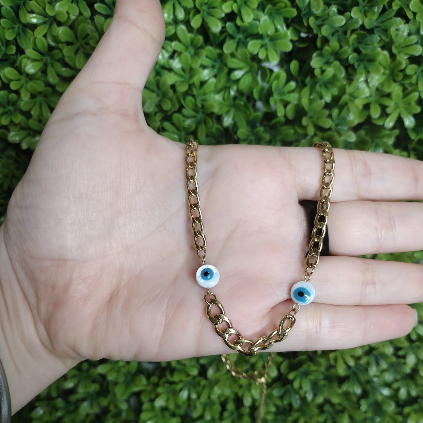 Collar de Cadena Con Ojos