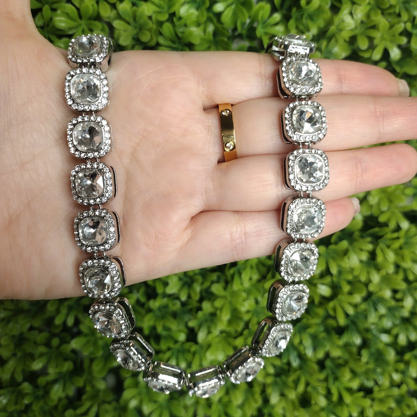 Collar de Piedras Grandes